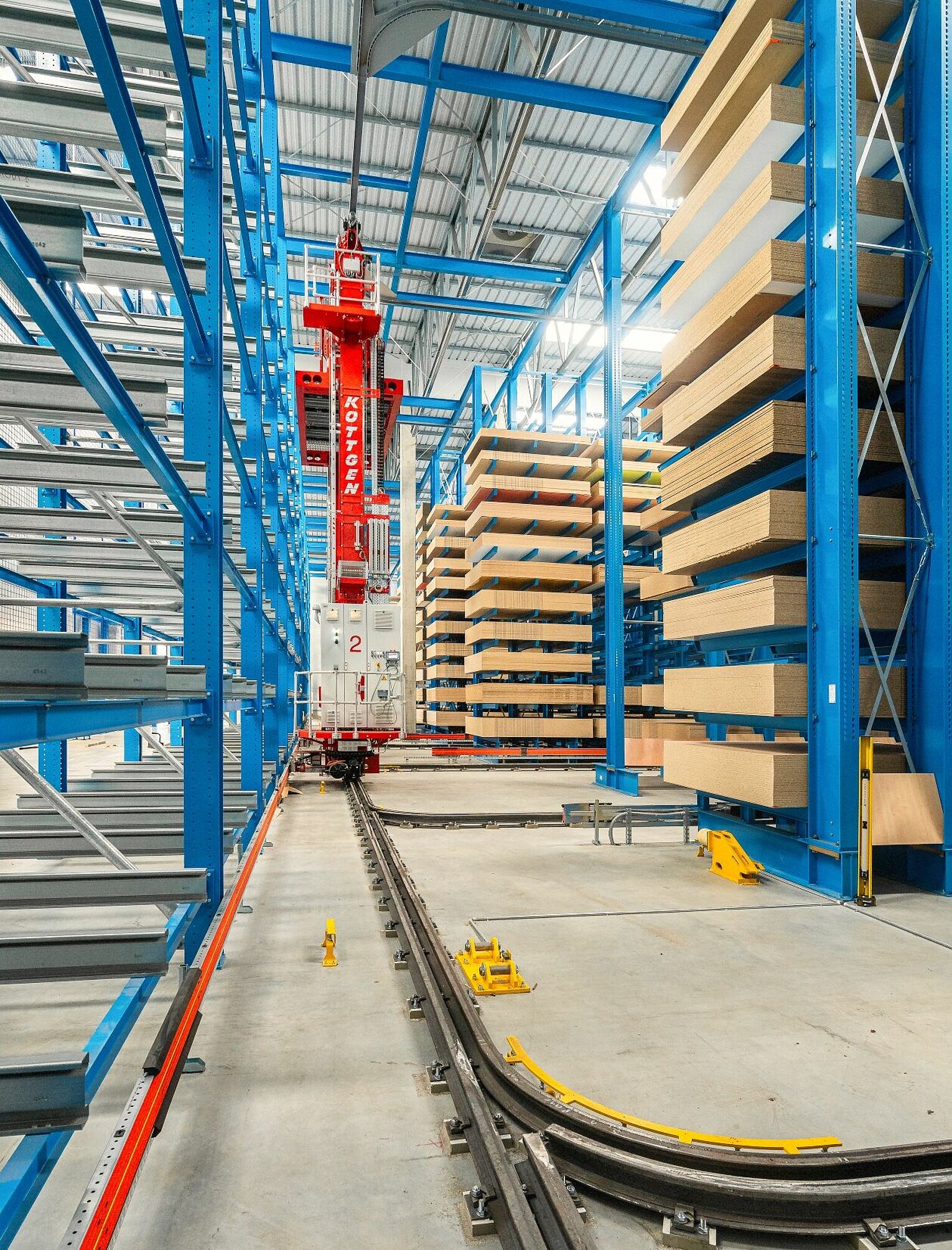 [Translate "Slovenia"] Cantilever racking timber trade