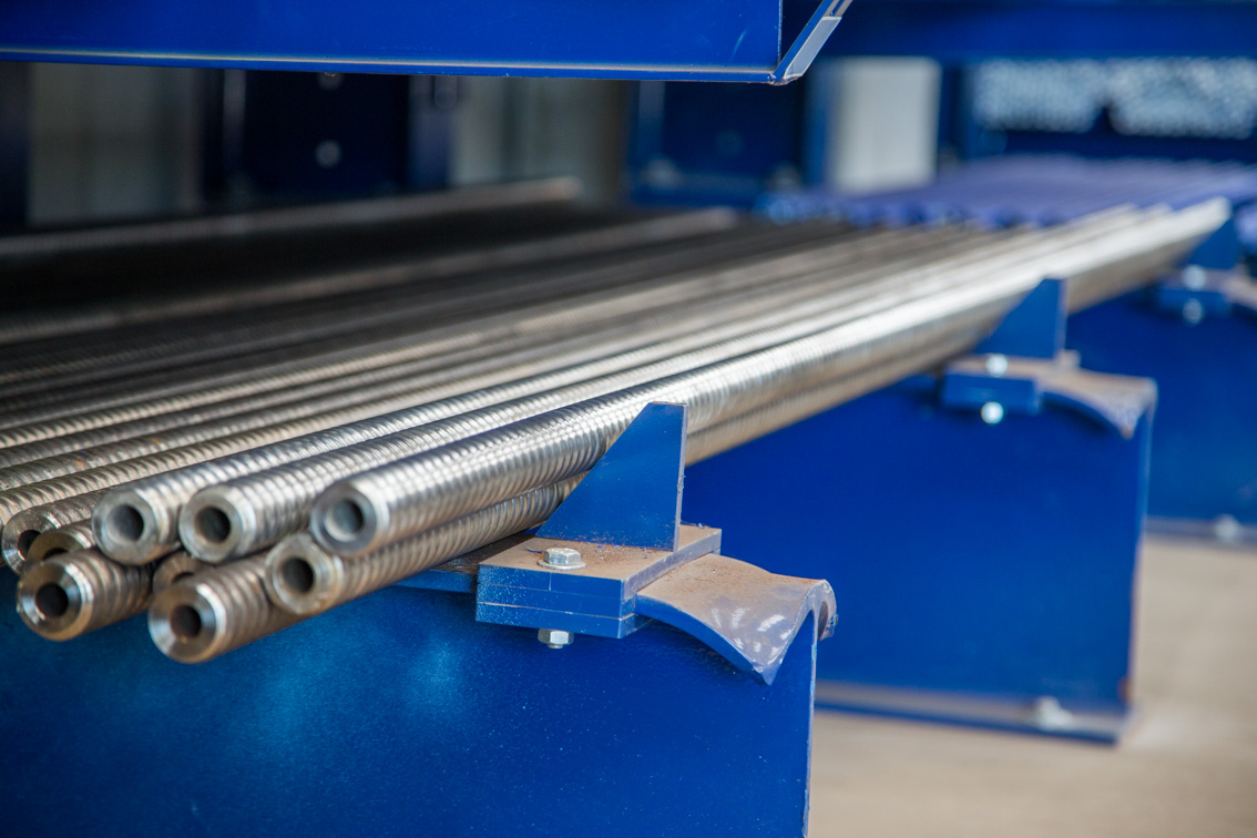 [Translate "Slovenia"] Cantilever racking Industry solution